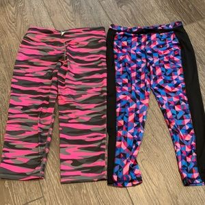 🌻4/$15 🌻 Lot of 2 pair girls Capri leggings.  NWOT both size Large